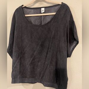 NWOT Zenana 1X Sew In Love Charcoal Short Sleeve Top with band at waist